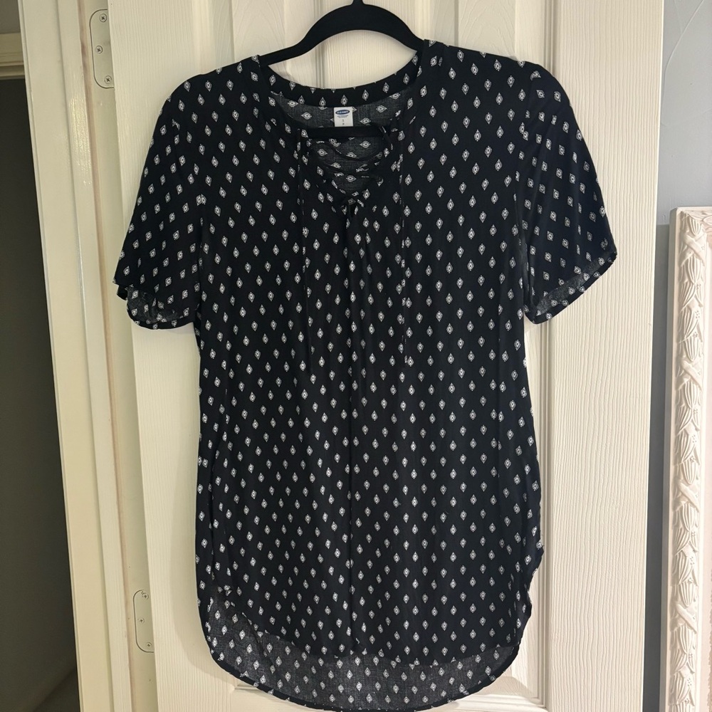 Old Navy women’s blouse